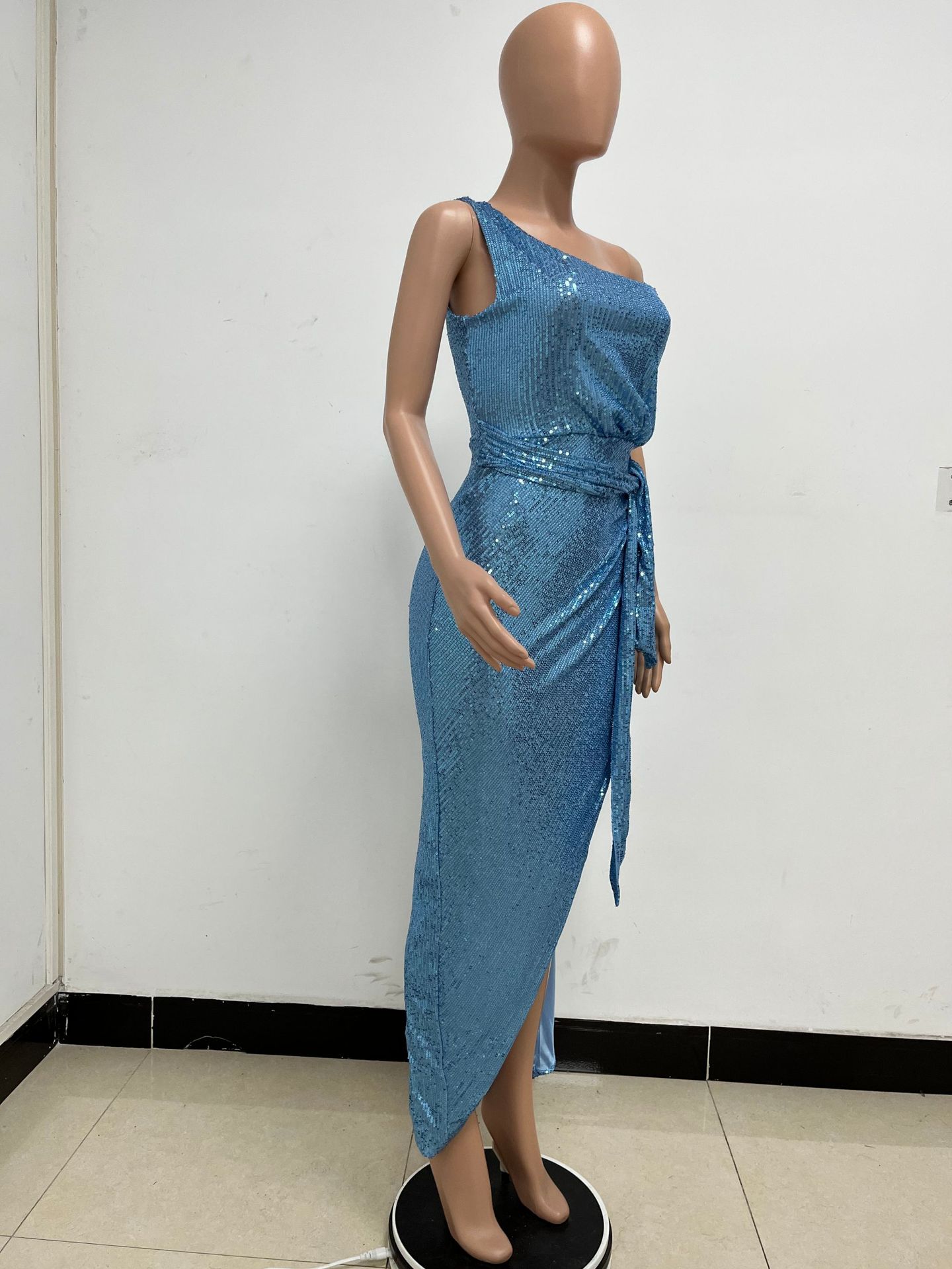 357g Weight Maxi Long Dress Dress Length Type Sleeveless Sleeve Length Sheath Dress Dresses Type Spandex, Polyester Fabric Type High Waist Waist Line Holiday, Daily Occasion Oblique collar Neckline Slim Fit Type Solid Color Pattern Summer Season Women's Gender Elegant, Sexy Style Wholesale Women's Elegant Sexy Solid Color Holiday Daily Oblique Collar Sleeveless Sheath Dress 90