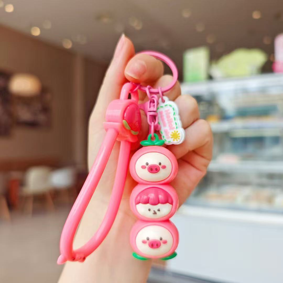Llavero de melocotón lindo original Peach Yunlian muñeca de dibujos animados colgante pequeño llavero de coche mochila colgante de bolsa