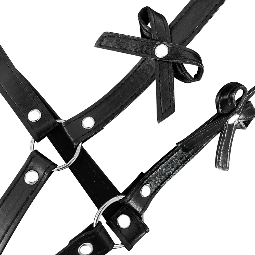 harness with bow