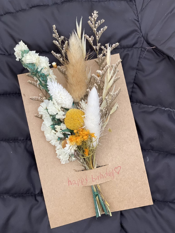 스타일 B (부케만, 카드 뒷면 없음)