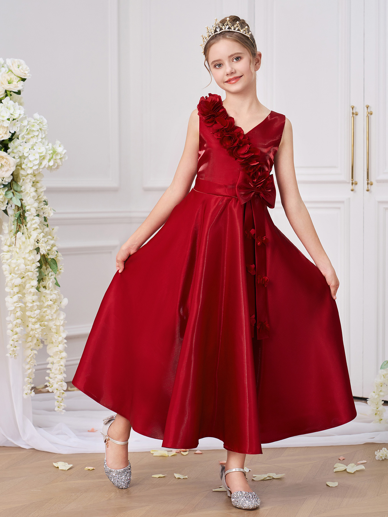 2025 primavera nuevo estilo vestido de niña vestido de satén ligero de agua falda sin mangas con cuello en V falda larga con lazo de apliques tridimensionales