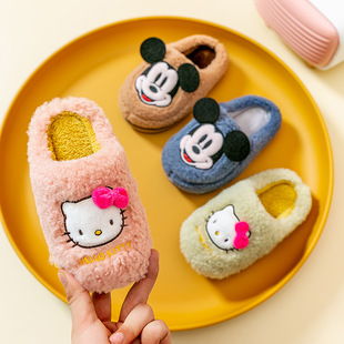 Children's cotton slippers for boys and girls in autumn and winter cute indoor home non-slip baby cotton shoes with furry slippers
