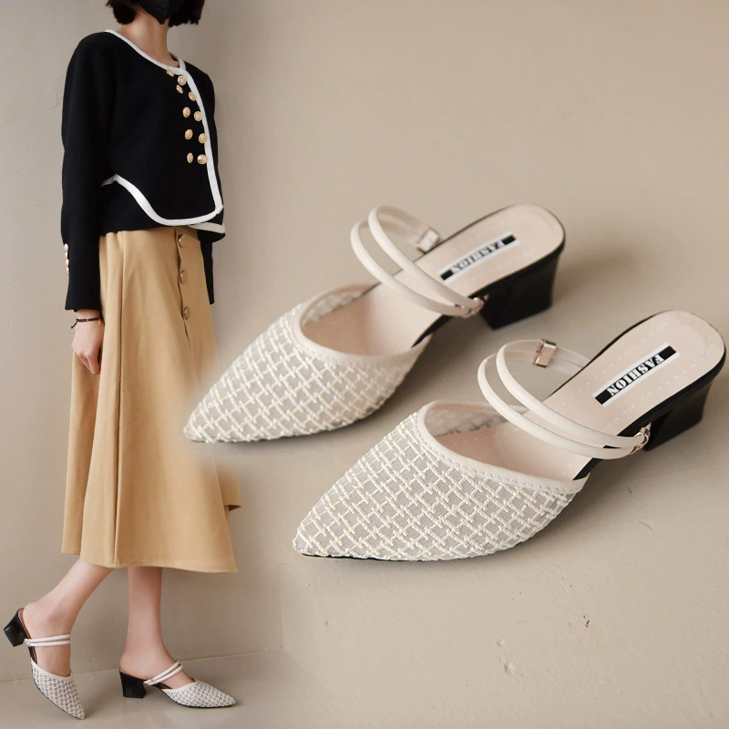 Сандалии женский 2025 новый баотоу, одна обувь, две вязаные толстые каблуки, носимые снаружи, красная холодная тапочки, оптовая продажа