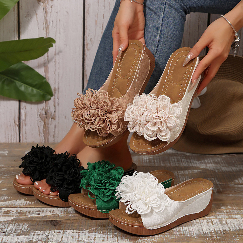 2025 European and American Fashion Casual Flat Large Size Slippers for Women Floral Lazy Slip-On Open-Toe Slide Slippers for Women 2025 European and American Fashion Casual Flat Large Size Slippers for Women Floral Lazy Slip-On Open-Toe Slide Slippers for Women