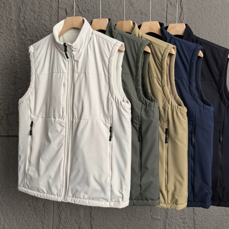 Reversible! American-style casual autumn and winter men's fleece vest with a stand-up collar, thickened for warmth Reversible! American-style casual autumn and winter men's fleece vest with a stand-up collar, thickened for warmth