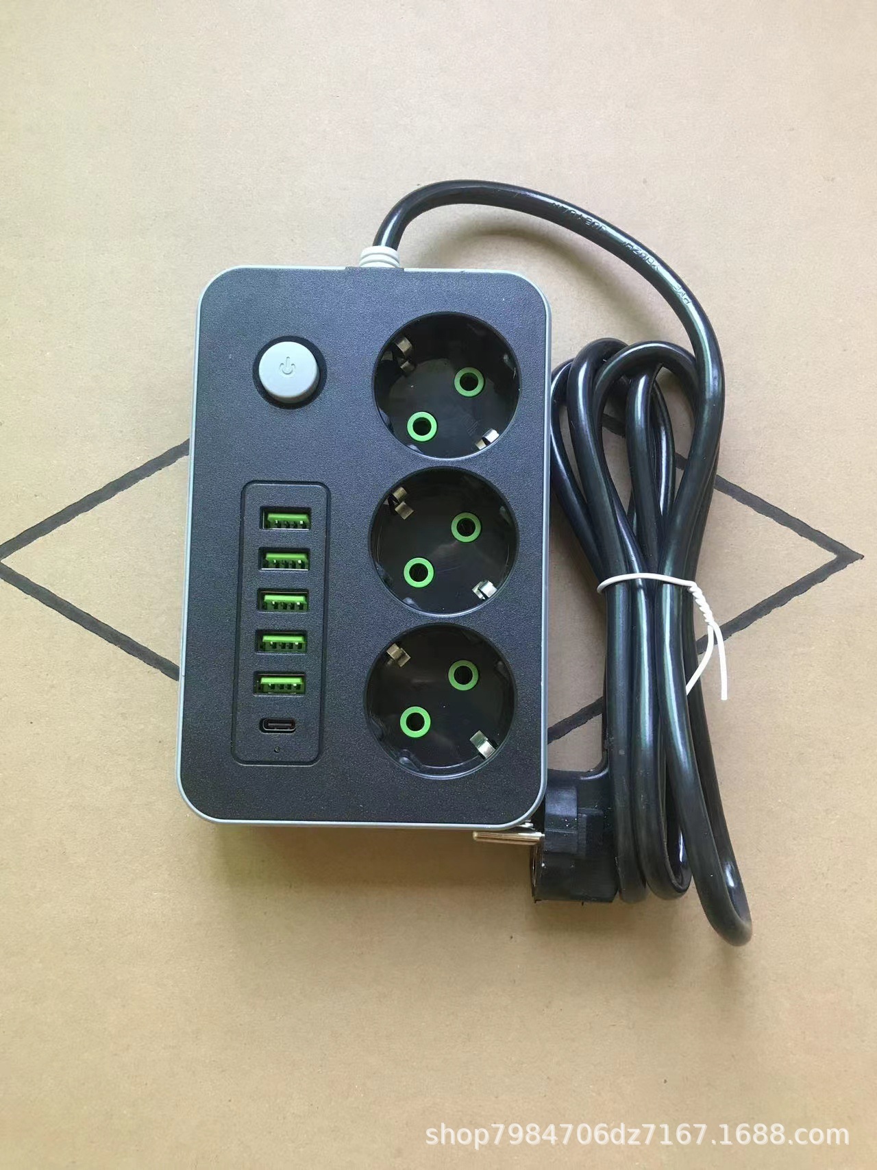 Explosión directa transfronteriza 6USB toma de corriente con tipo-C enchufe de línea de carga placa de conexión doméstica