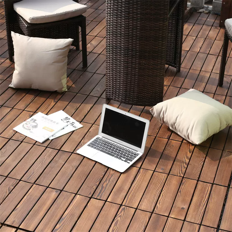 碳化实木地板户外装修免安装可拆卸樟子松防腐木拼接地板工厂直供