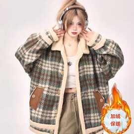 加绒加厚日系复古格纹羊羔绒外套女2025冬季印花宽松短款呢子大衣