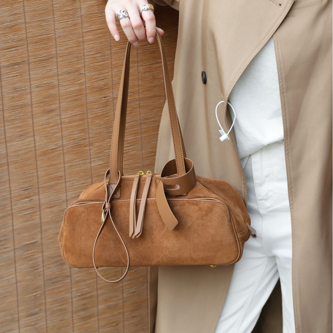 Large Capacity Matte Genuine Leather Boston Bag For Women, New Casual Commuter Shoulder Bag, Autumn/Winter Trending Bowling Bag - Thumbnail 3