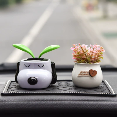 decoration, Perfplant seat - snoopy-pink-enchanting-grass-comes-with-a-diamond-studded-anti-slip-mat