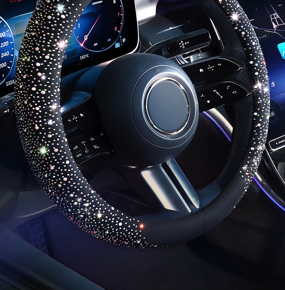 2026 New Fashion Full-Diamond Car Steering Wheel Cover for Women, All-Season Universal, Sparkling Diamond Anti-Slip D-Type Steering Wheel Cover