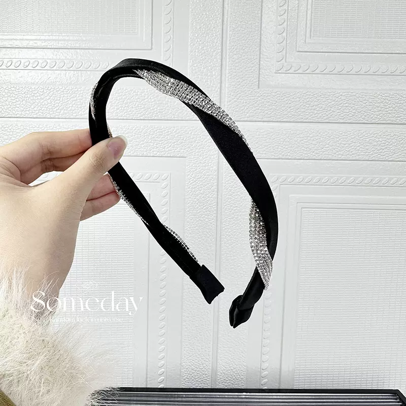 法式轻奢丝绒水钻发箍高级感细款发饰女冬 韩国网红布艺缠绕发窟