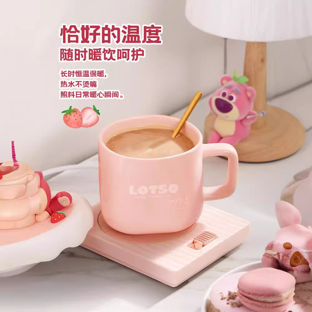 Strawberry Bear Taza con tapa y cuchara Juego de dibujos animados Taza Taza de cerámica de alto valor Caja de regalo de vacaciones