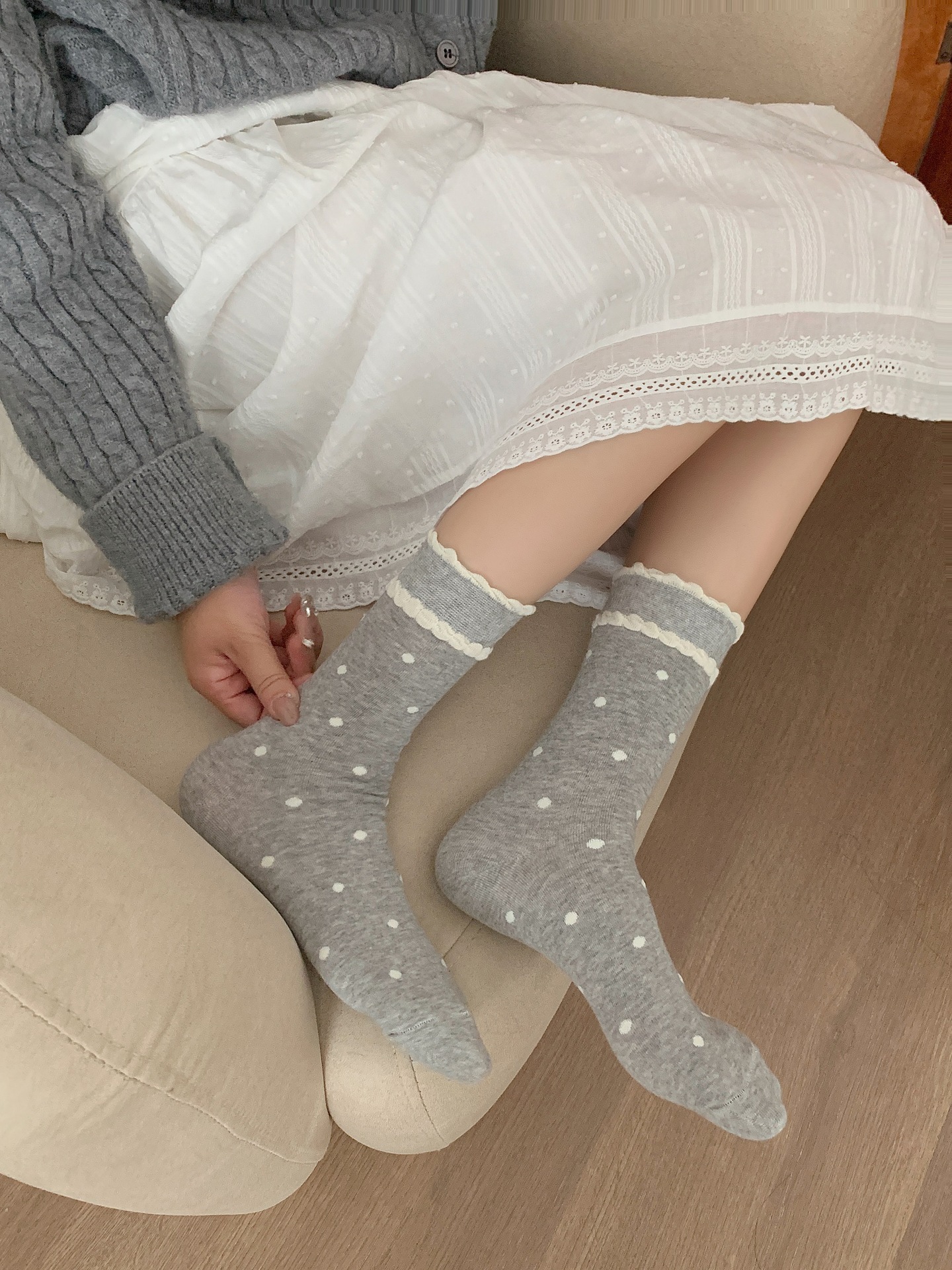 60g Weight Socks Classification Socks Lingerie Type Cotton Fabric Type A Pair Quantity Daily Occasion Polka Dots Pattern Spring, Autumn Season Women's Gender Elegant Style Elegant Women's Polka Dots Cotton Crew Socks A Pair 6