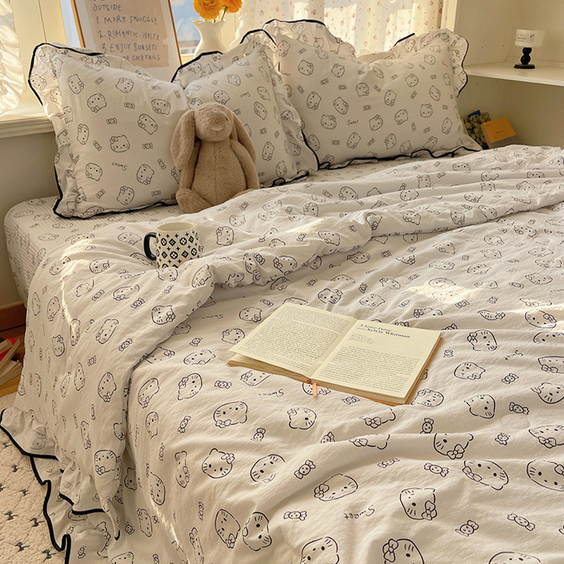 Pequeña cama de edredón de verano de hilo de doble capa fresca de cuatro piezas de ropa de cama de verano funda de edredón de encaje funda de cama de algodón lavado