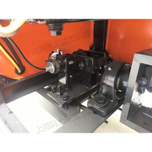 䓽��{ֱ�Д��C С��늆���Һ��䓽��и��{ֱһ�w�O�� �����C