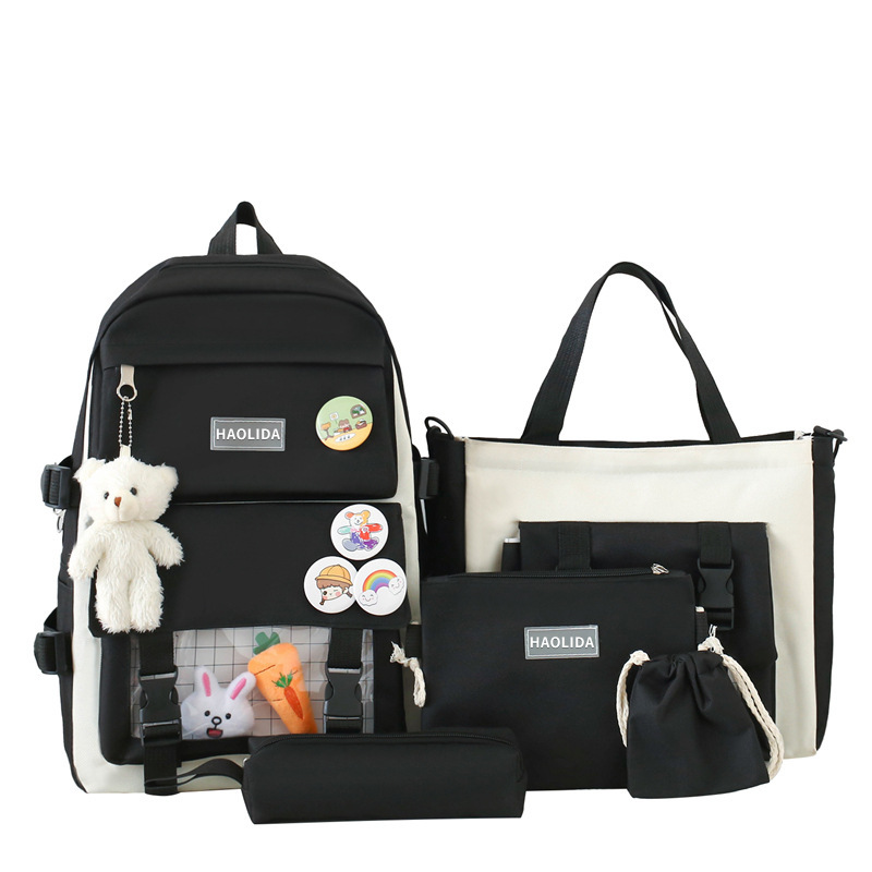 블랙 5종 세트 + 당근과 토끼*2 + 뱃지 + 곰 펜던트
