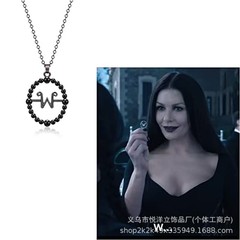欧米クロスボーダー新品水曜日アダムスネックレスWブラックビーズペンダント男女共通ネックレスパーティープレゼント