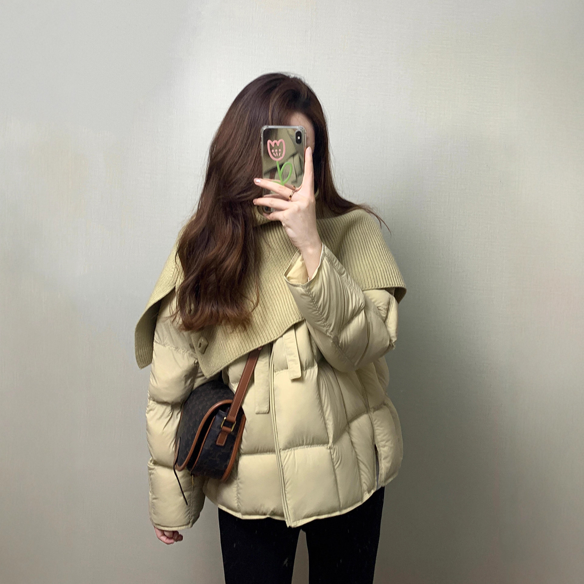 Korean Fashion Simple Short down Jacket for Women 2025 Winter New White Duck down Scarf Collar Small Jacket