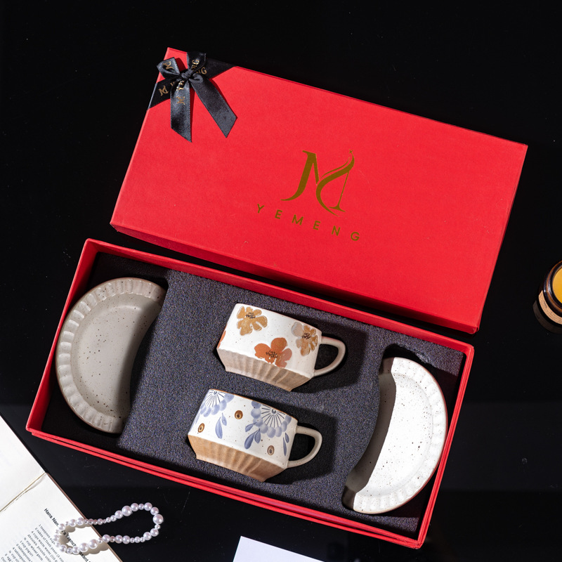 Retro Stoneware Couple Pair of Cups, High-Looking Ceramic Coffee Cups, Exquisite Gift Box Set, Wedding and Housewarming Gifts for Friends