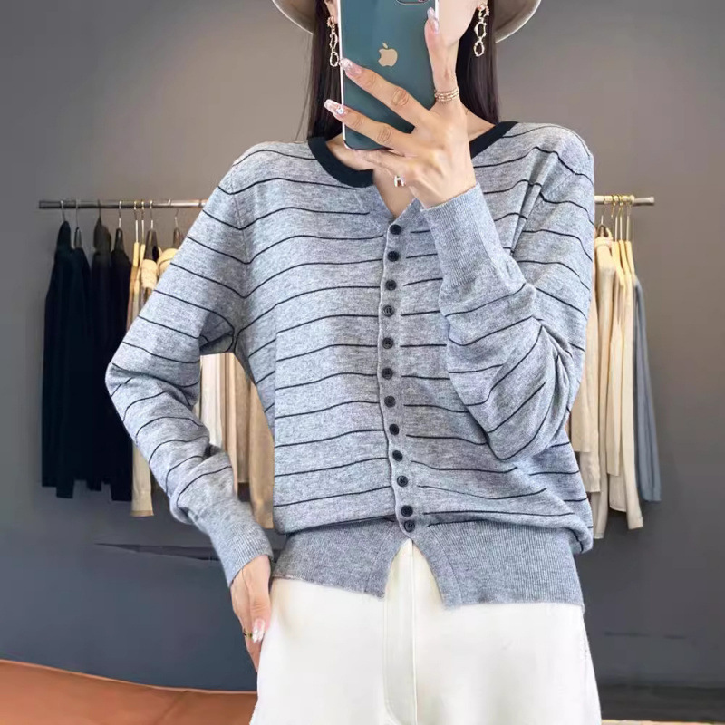 Autumn and Winter New Cardigan Women's Round Neck Striped Knitted Sweater Jacket Loose Fashion Elegant Base Top