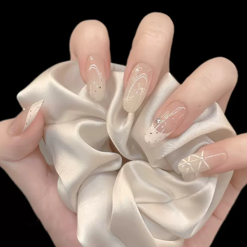 精致少女心穿戴甲裸色杏仁形气质蝴蝶结穿戴式美甲30片预制假指甲