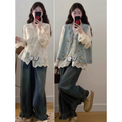 春の服とセットの大きいサイズの太ったmmの気質の透かし彫りの薄いシャツは馬甲のジーパンの3セットの女性を重ねて着ます。