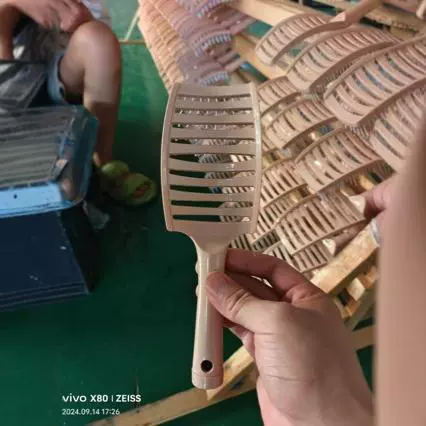 Запасные ребрышки, большая изогнутая расческа, розовая пушистая женская подушка безопасности, массажная расческа, расческа для вьющихся волос, массажная расческа для укладки, бытовая расческа