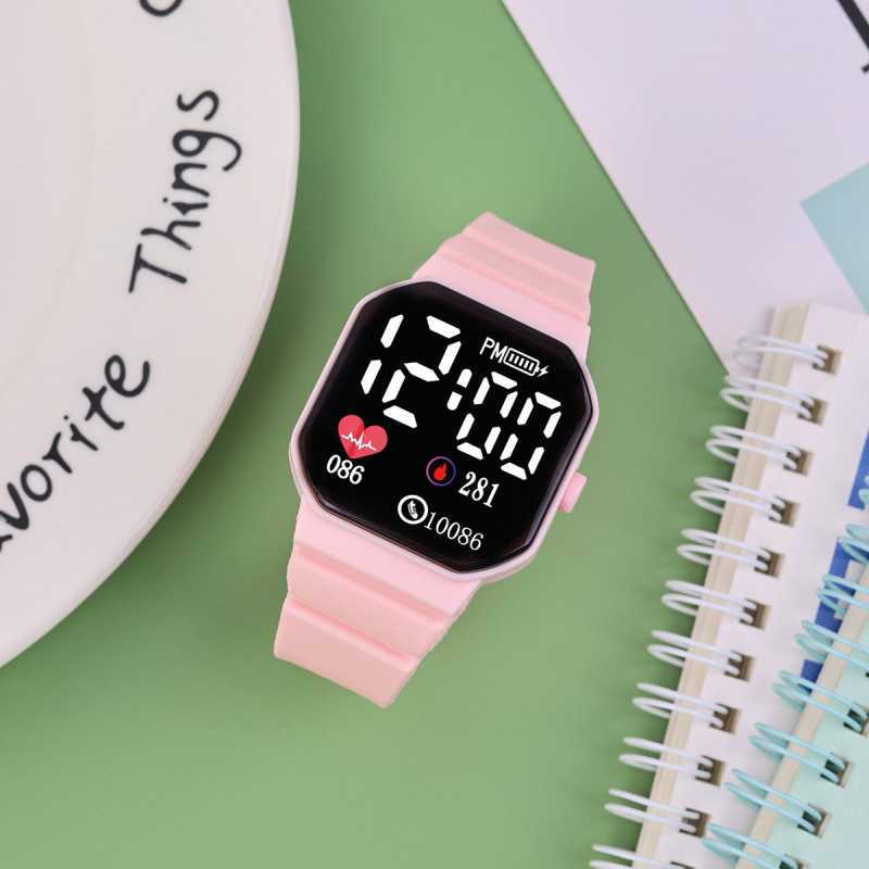Hot-Selling Cool Student Party Korean Style Forest Sports Heart Square Led Digital Watch Ins Junior High School Girl