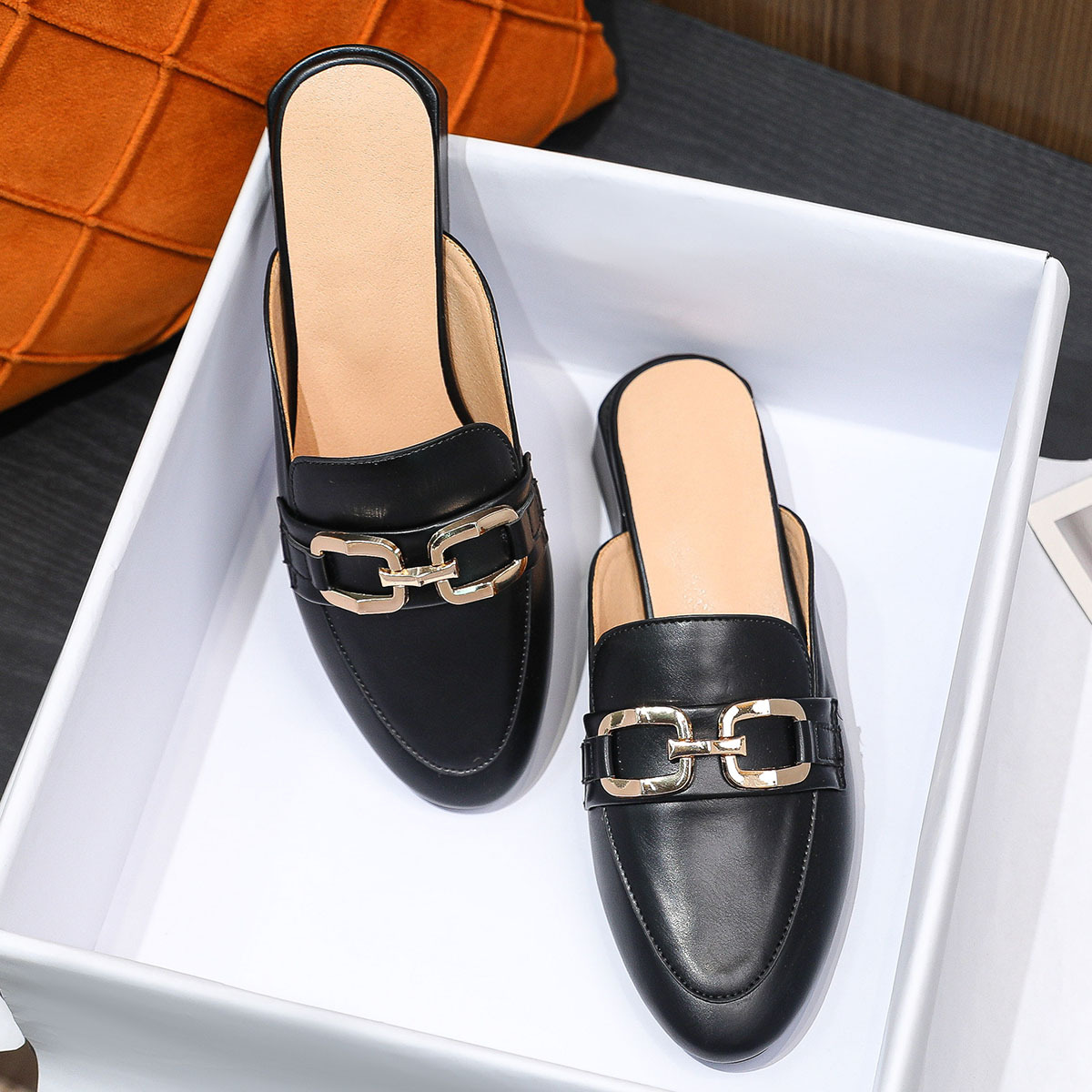 Spot One Pedal Baotou Einzelschuhe All Match Chunky Heel Lazy Soft Leather Half Slipper Frühling und Sommer New Bottom_voghion.com