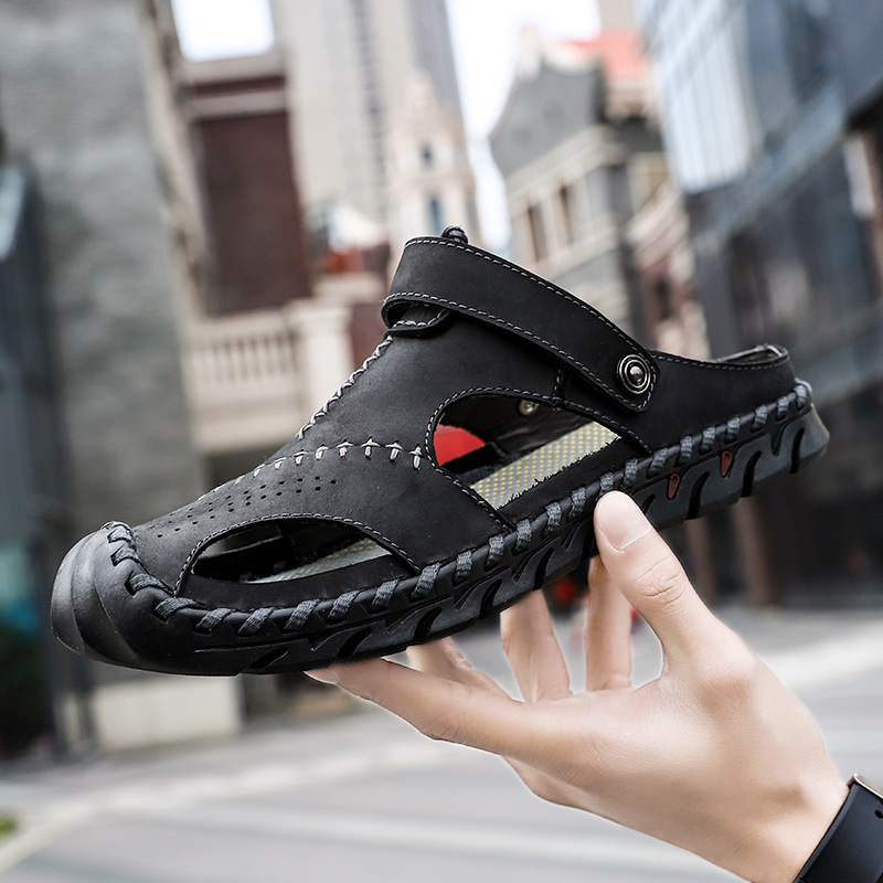 中年男士皮凉鞋