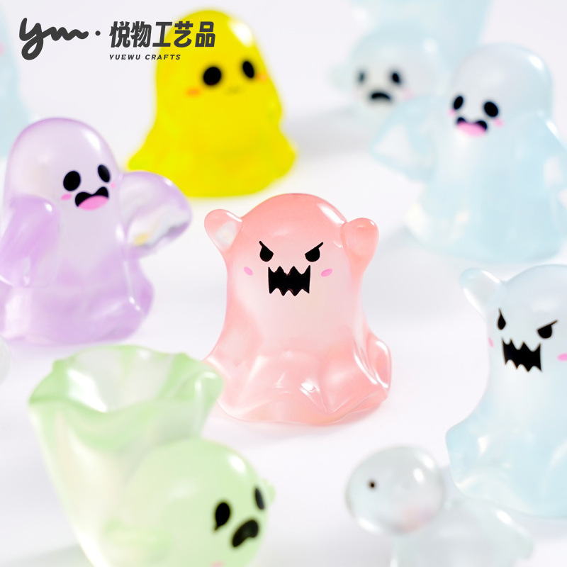 Linda y luminosa muñeca fantasma de Halloween lindo grano lindo adorno de bricolaje accesorios de bolsillo ciego pequeño adorno hecho a mano de escritorio