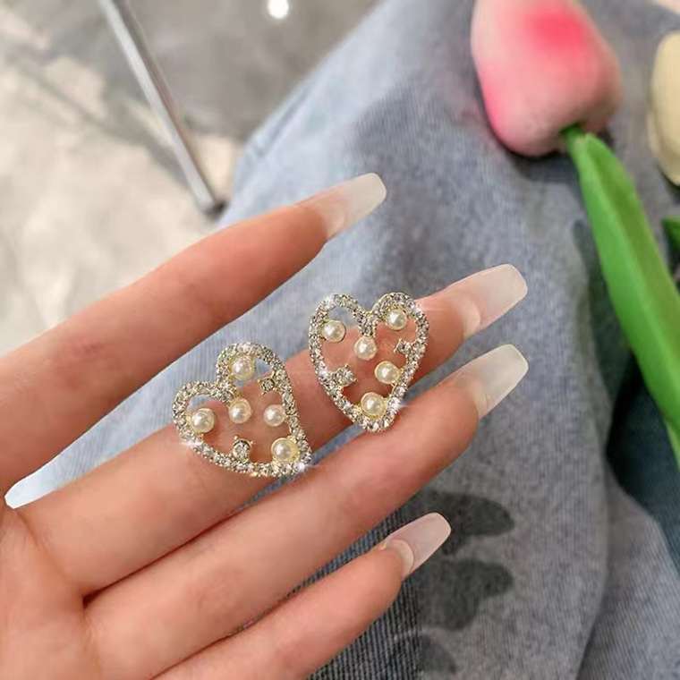 hmqViviiyNSAyin7WuaUt1946PGcFHaeBkux