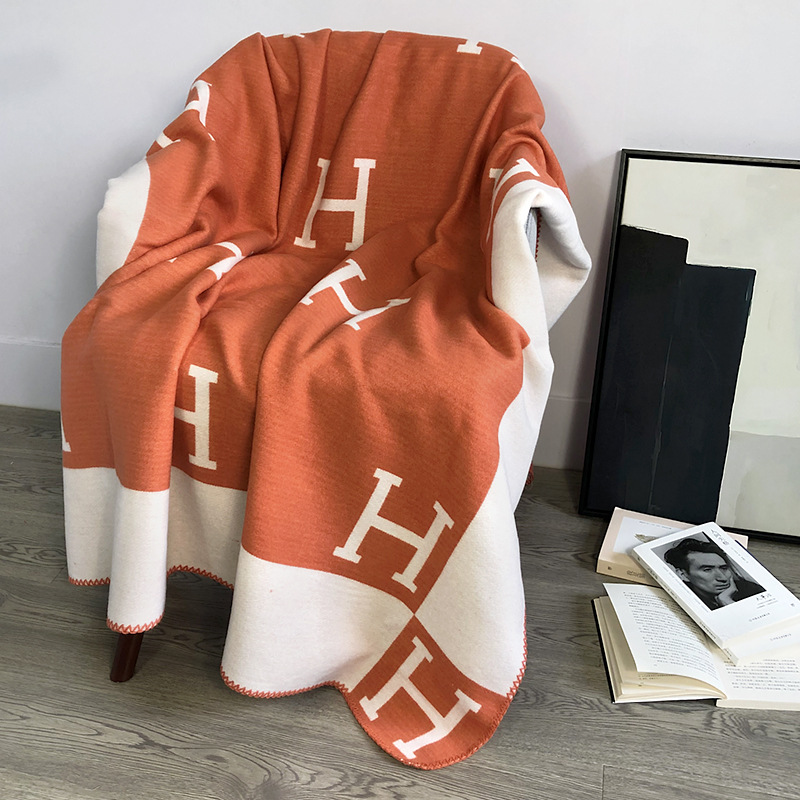Imitation Cashmere Wool Knitted Blanket HLetter Blanket Modern Minimalist Furniture Model Room Decorative Blanket