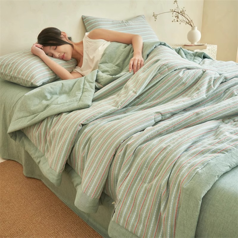 Edredón de algodón de algodón, edredón de cuatro piezas, edredón fresco de verano, dormitorio de algodón puro, edredón de aire acondicionado lavable a máquina, edredón de verano