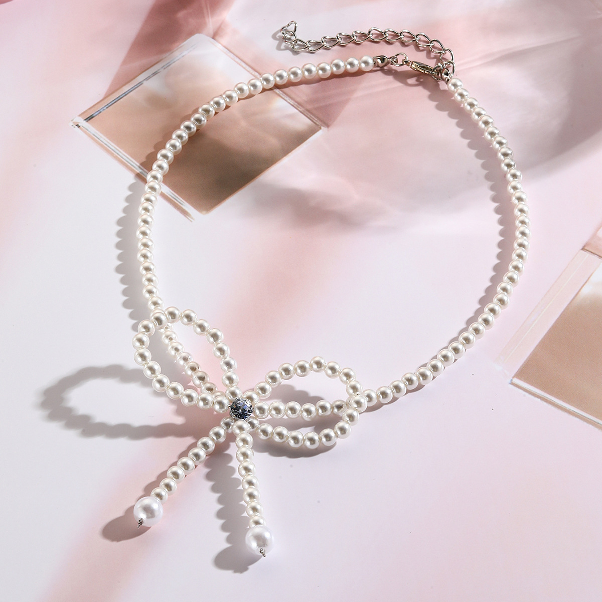 Südkorea Dongdaemun einfache exquisite vielseitige Kristall Perle Ballett Stil Perlen Bogen Halskette Schlüsselbein Kette Halskette_voghion.com