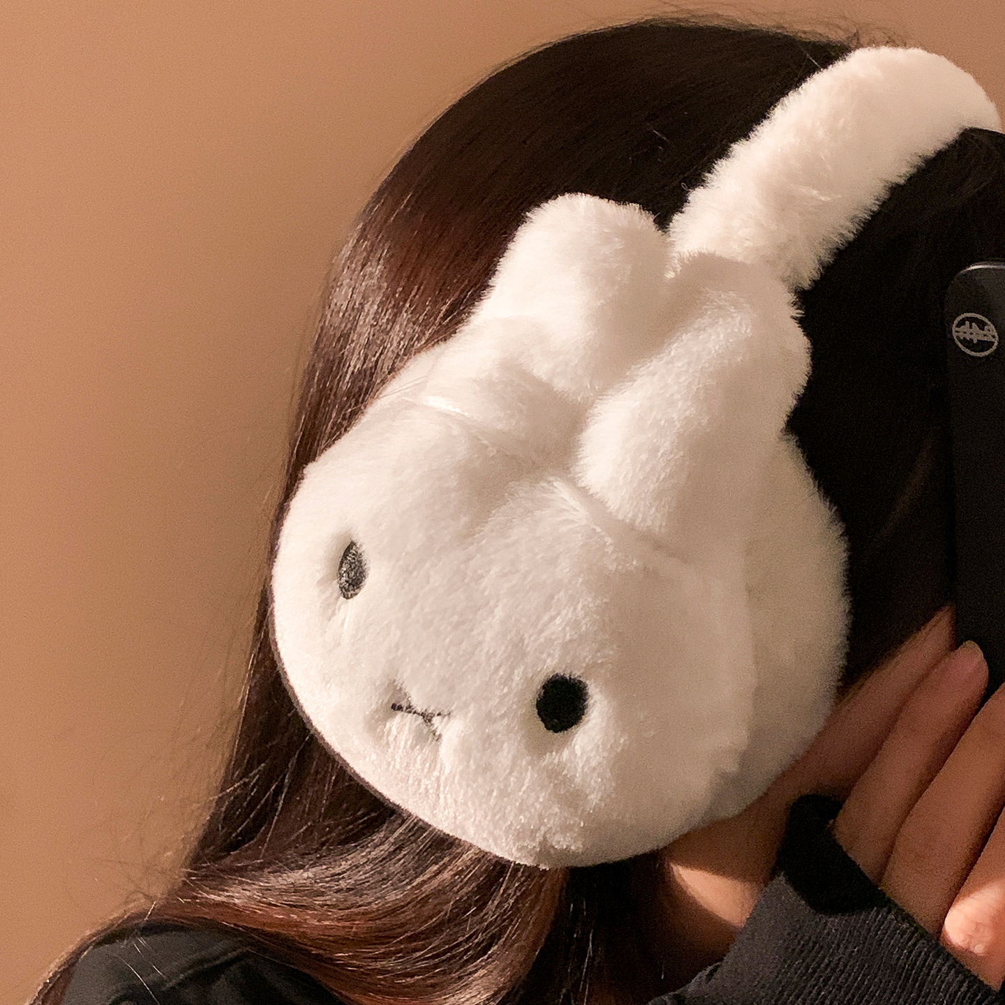 Conejo pequeño auriculares de peluche invierno protector de oídos bolsas de oídos anticongelante estudiantes de bicicleta auriculares lindos auriculares cálidos a prueba de frío