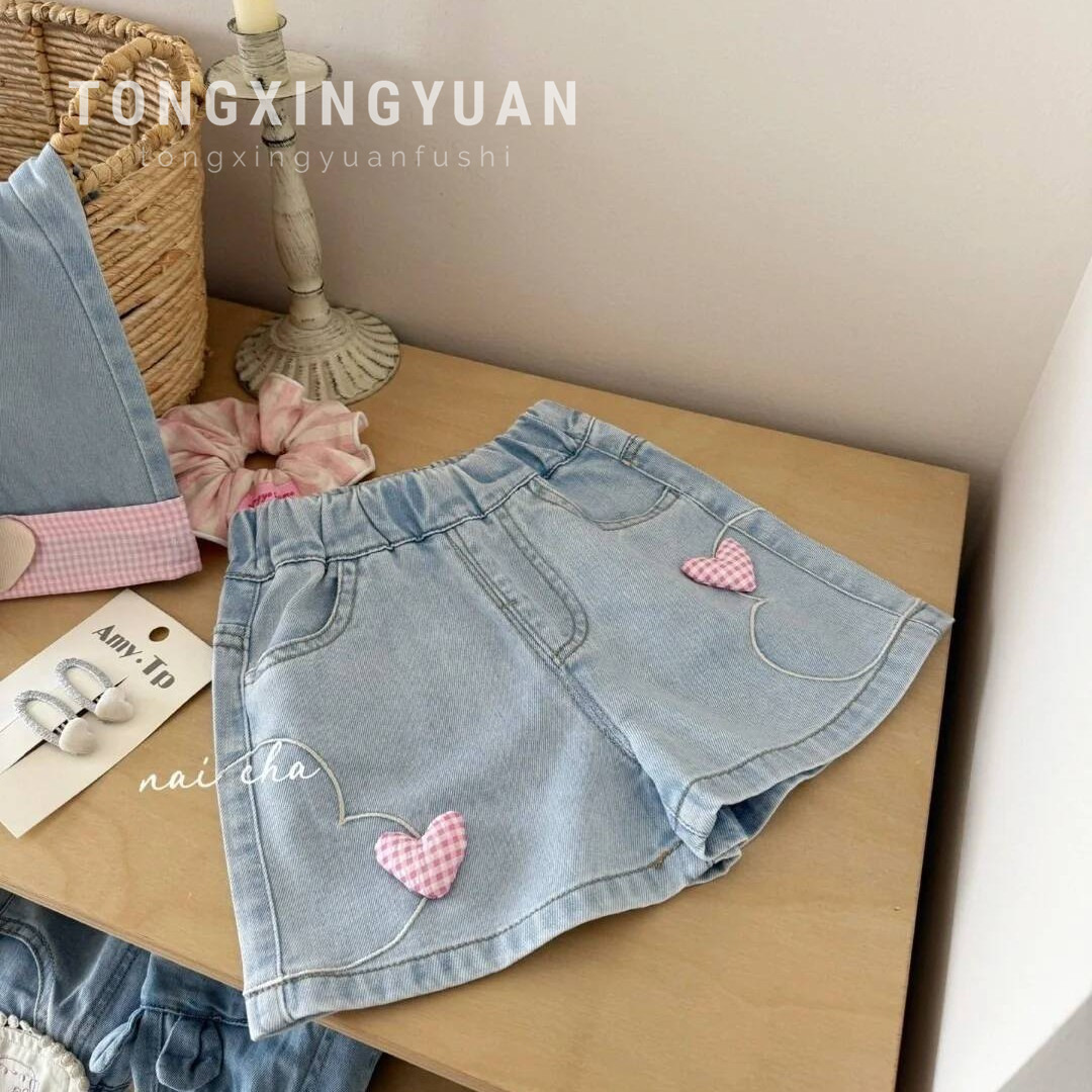 Children's Star Round Girls Pantalones cortos de mezclilla Nuevo estilo estilo estilo occidental, niños pequeños y medianos, pantalones de amor para bebés, pantalones calientes de todo fósforo de verano image 1