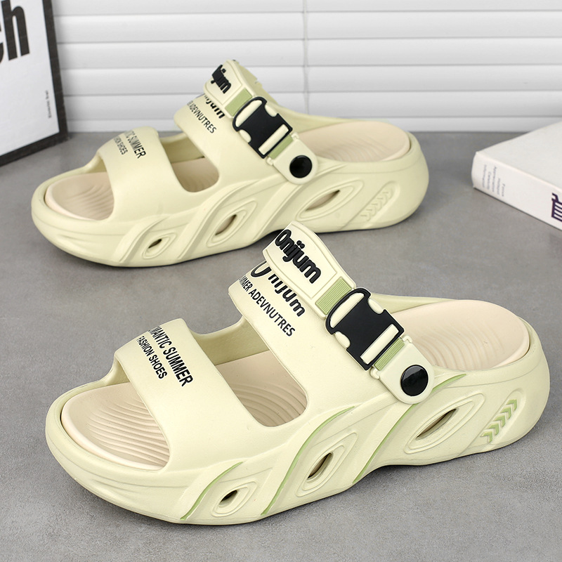 Pantuflas hombre verano 2025 nuevo estilo casual ligero suela gruesa pisando mierda