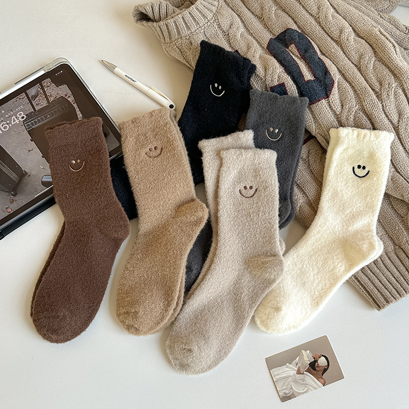 Women's Mid-Calf Socks for Autumn and Winter, Fleece-Lined and Thickened for Warmth, Long Tube Socks for Winter, Australian Fleece Maternity Socks with Embroidered Smiley Face, White