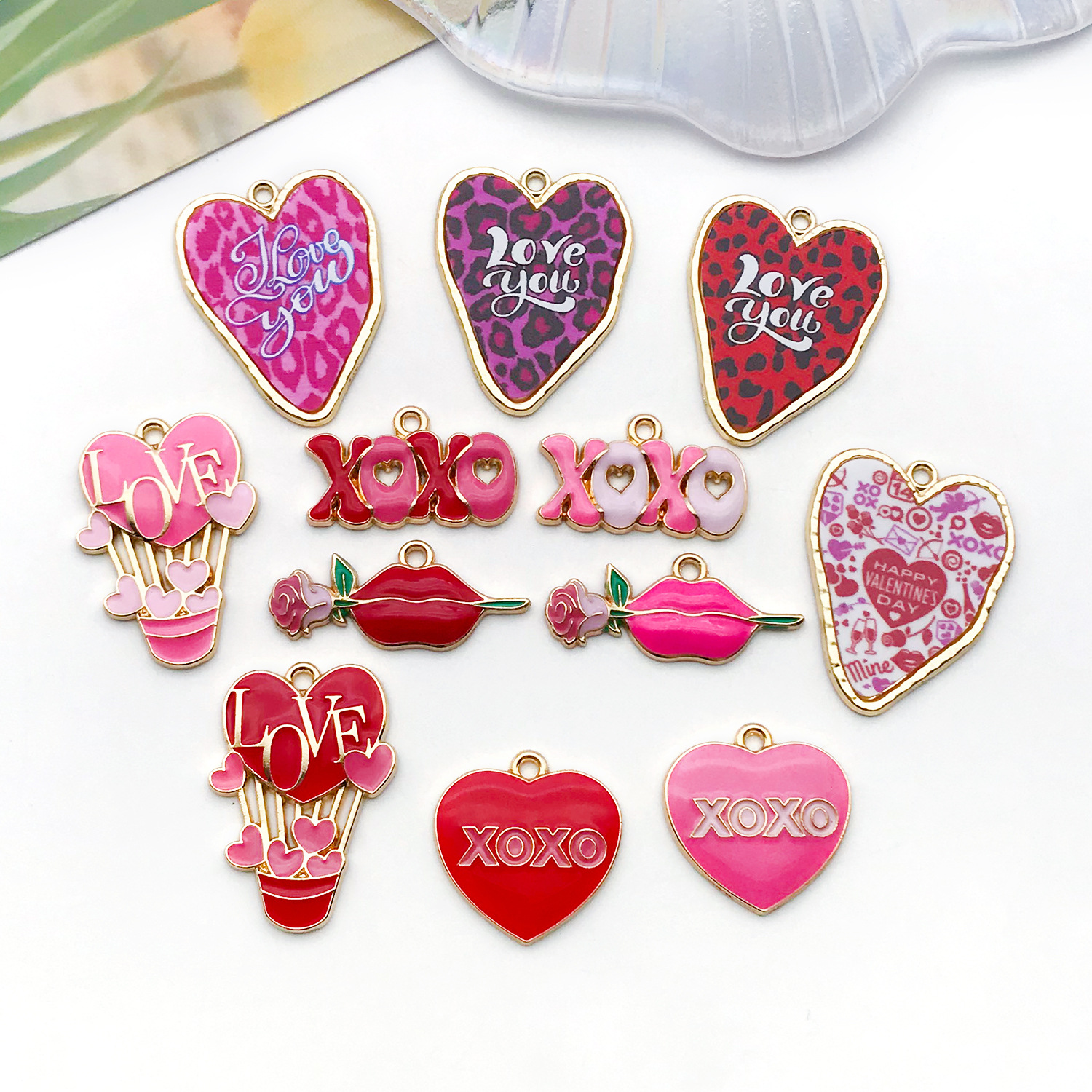1 Piece Quantity 1 Piece 13*30mm 15x25mm 31x24mm Zinc Alloy XOXO Letter Heart Shape Pendant