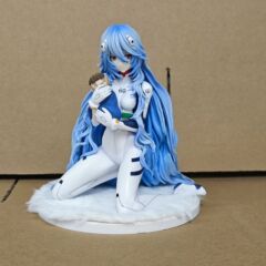 EVA劇場版のひざまずいた姿の凌波麗周辺の景品アニメの手は卸売りの模型の置物の公仔をします。