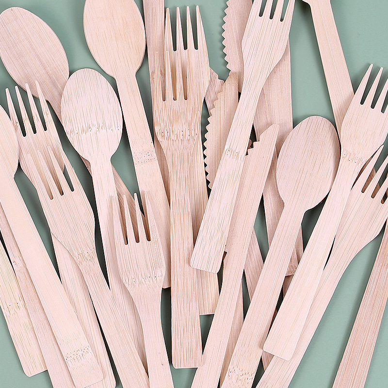 Cuchillo desechable de bambú, tenedor y cuchara de madera de bambú sin pintura sin cera vajilla occidental portátil 17CM conjunto de tres piezas grabado LOGO al por mayor