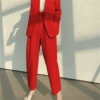 Красный