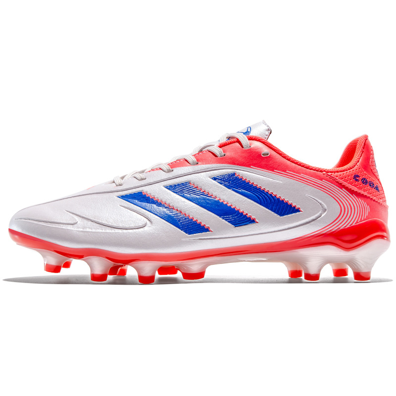 2025 zapatos de fútbol nuevos colores resistentes al desgaste hombres y mujeres clavos de hierba transfronterizos fábrica juvenil venta directa de un cabello