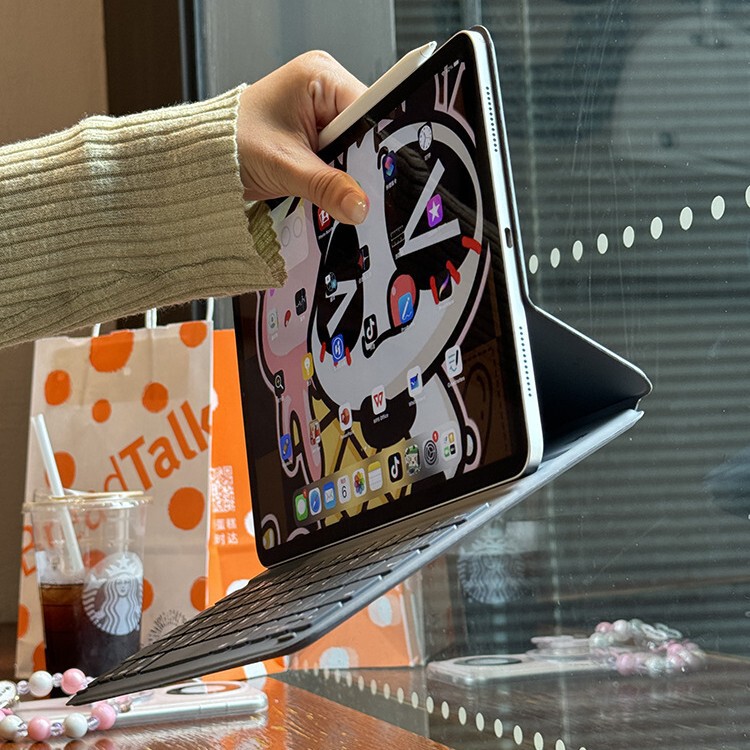 Wonderful keyboard protective case for iPad non-magnetic tablet Pro 650.00g clip magnetic magic keyboard A16 Wonderful keyboard protective case for iPad non-magnetic tablet Pro 650.00g clip magnetic magic keyboard A16
