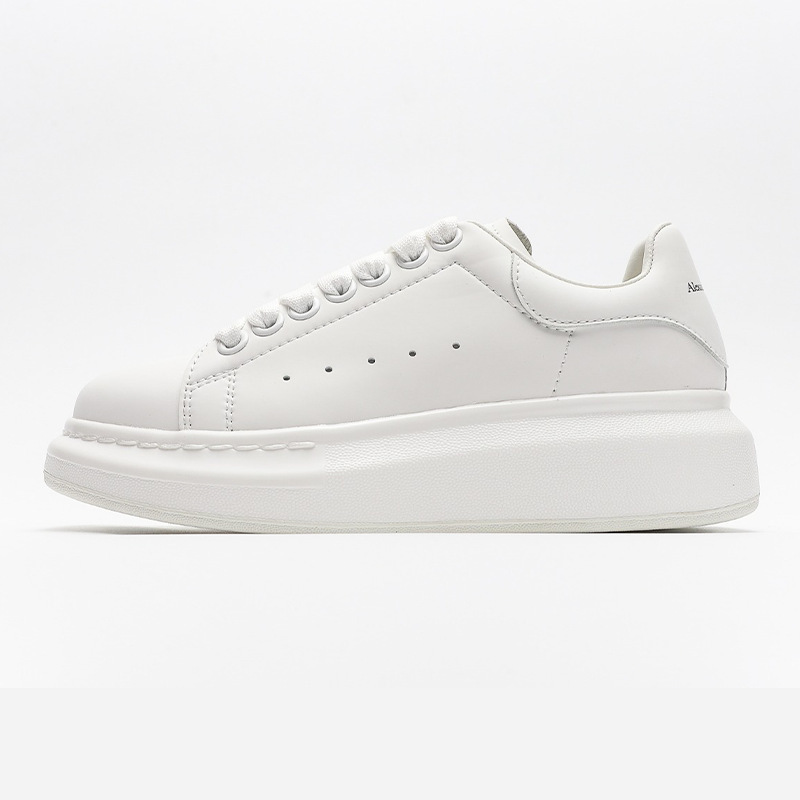 Zapatos blancos McQueen de versión alta para mujer, zapatos de suela gruesa, zapatos de plataforma elevados, zapatillas deportivas versátiles, calzado deportivo para hombre, Shida primavera y verano