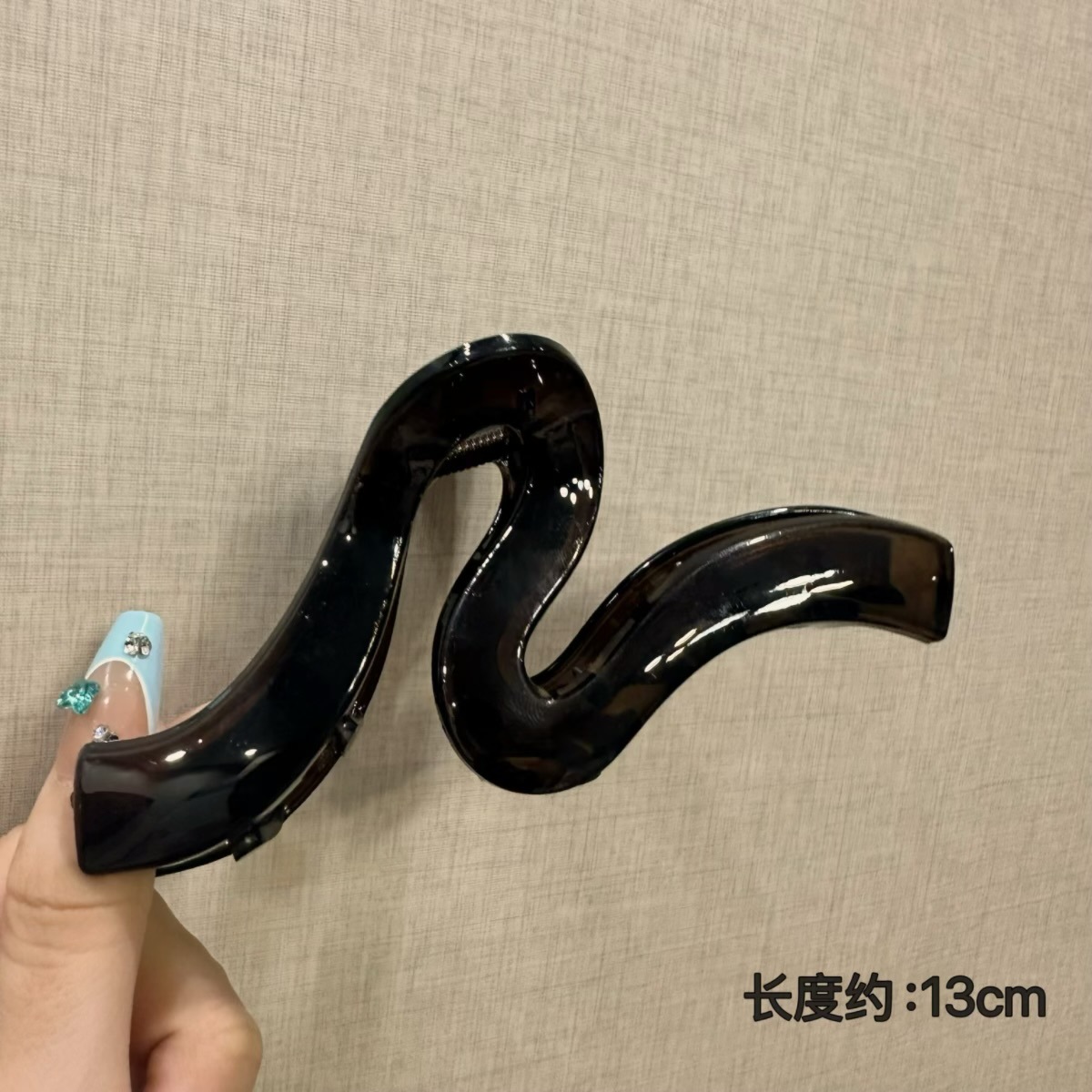 Geometric wave dark gray 13cm