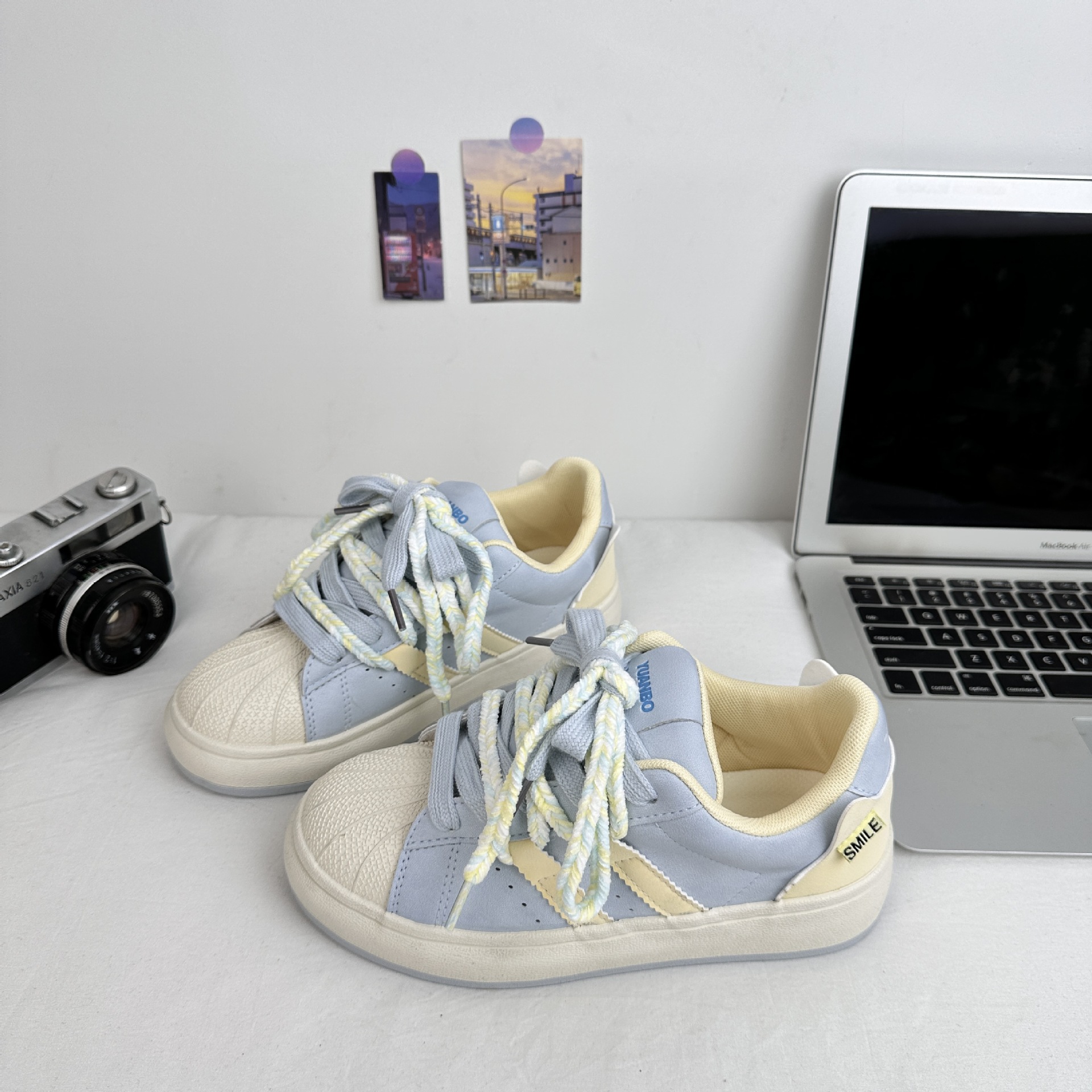 Yuanbo 2025 primavera nuevo estilo estudiante salvaje versión coreana de zapatos de lona zapatillas deportivas de nicho para mujer zapatos blancos pequeños image 4