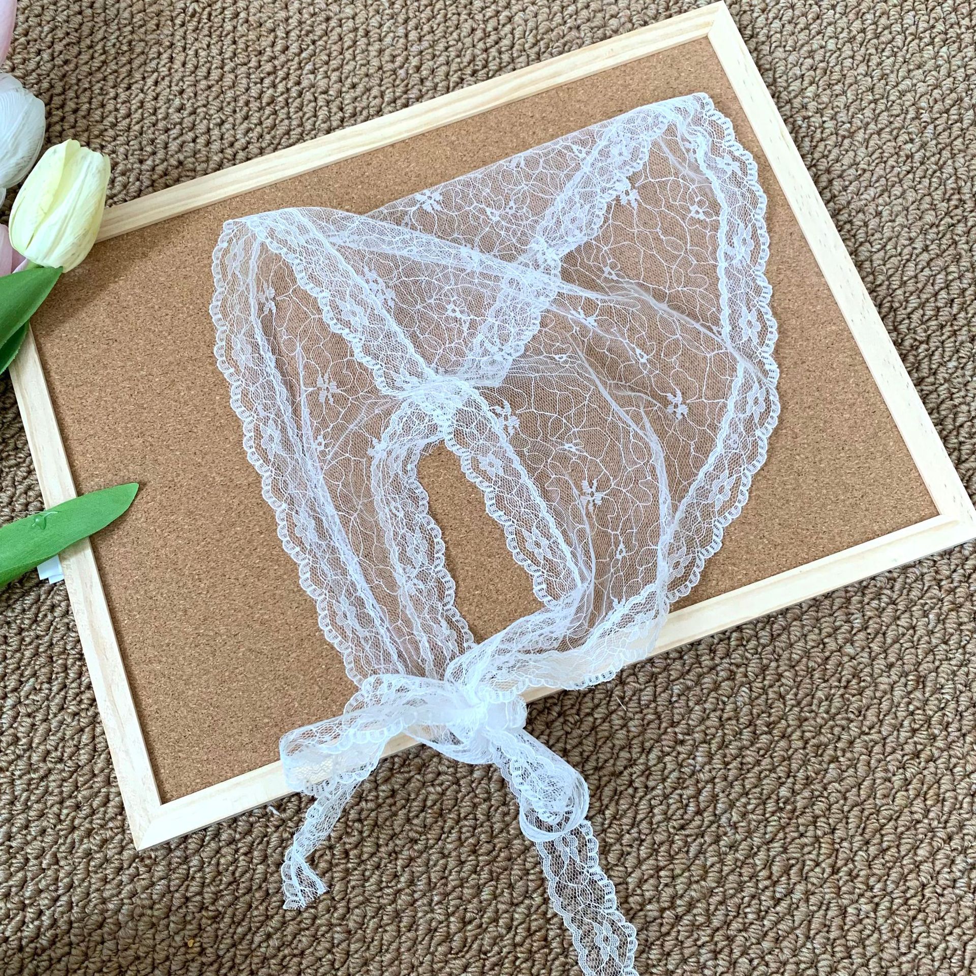 Toalla triangular de encaje para mujer, nuevo estilo de verano, protector solar, estilo fino, transpirable, bufanda de seda de moda, pañuelo en la cabeza, cinturón para el cabello, cinturón para la cintura